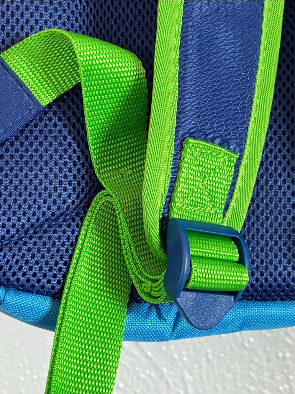 NWT Reebok Surf Blue Green Orange Reese Backpack